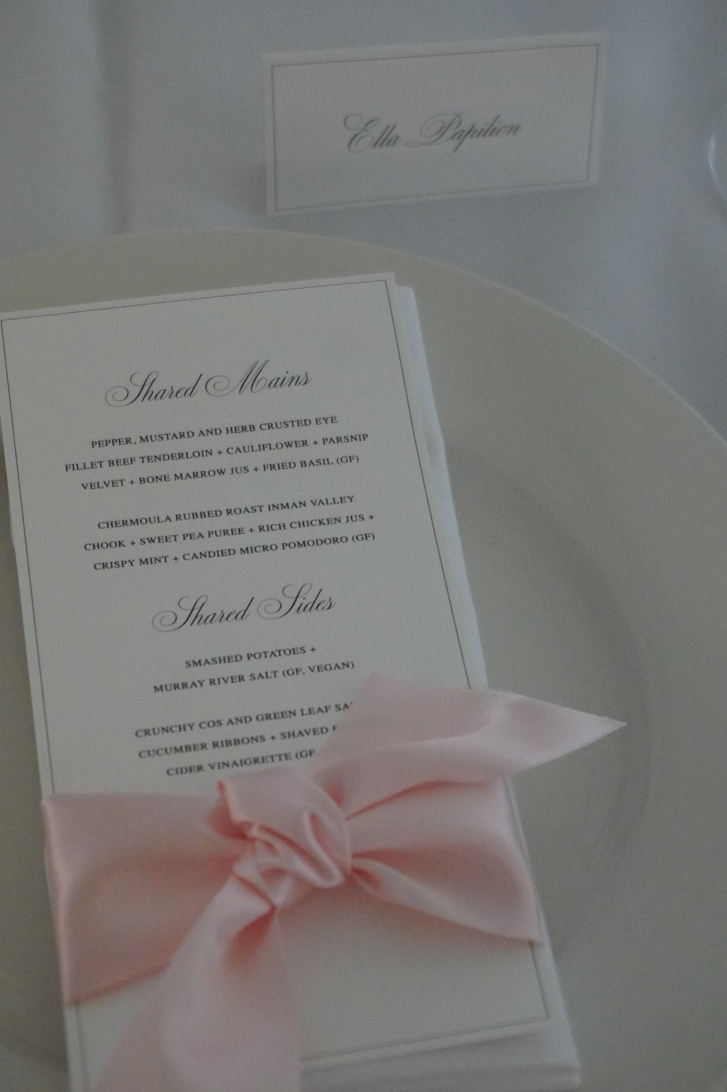 Menu & Bow + name placecard