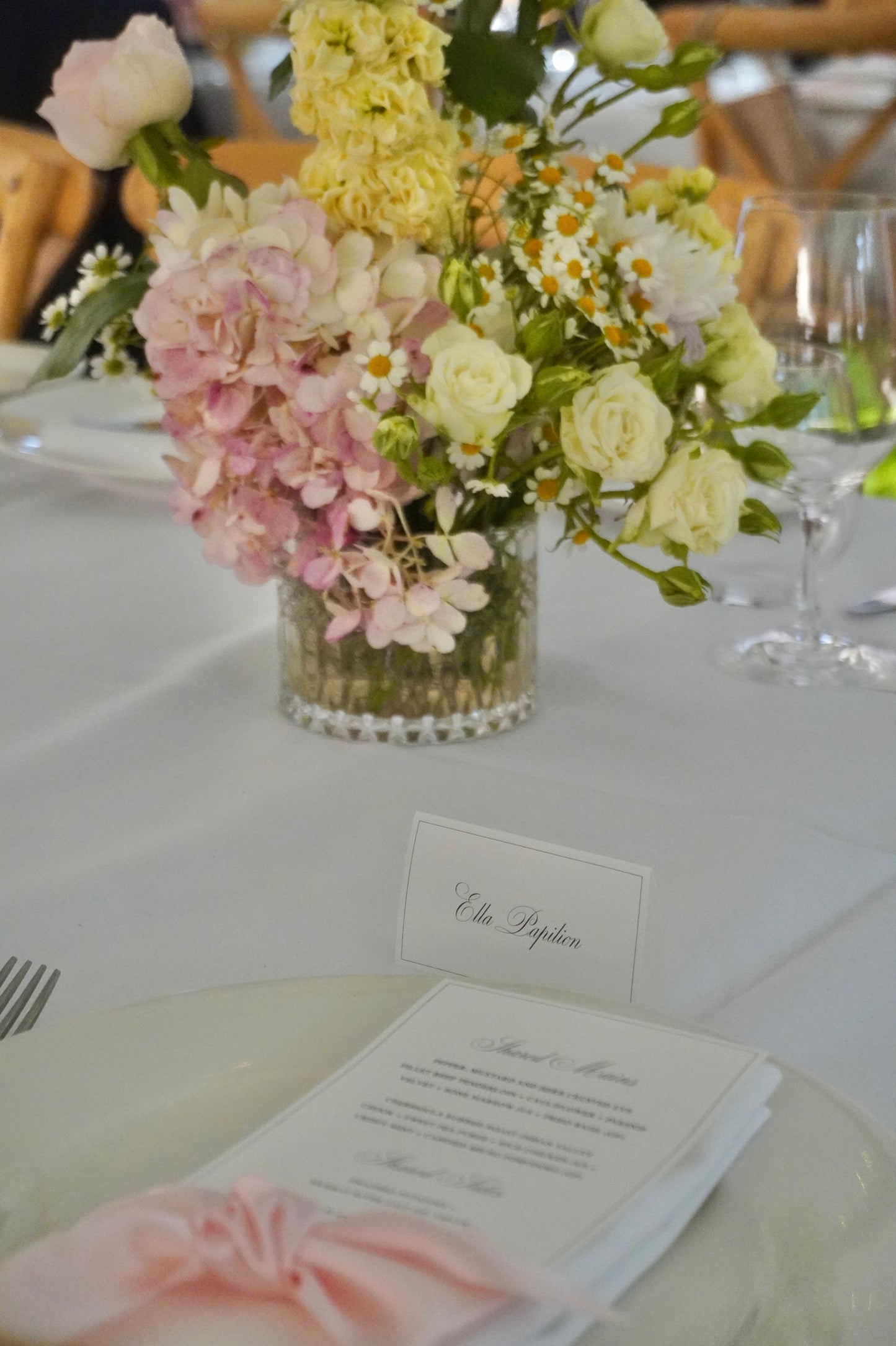 Menu & Bow + name placecard