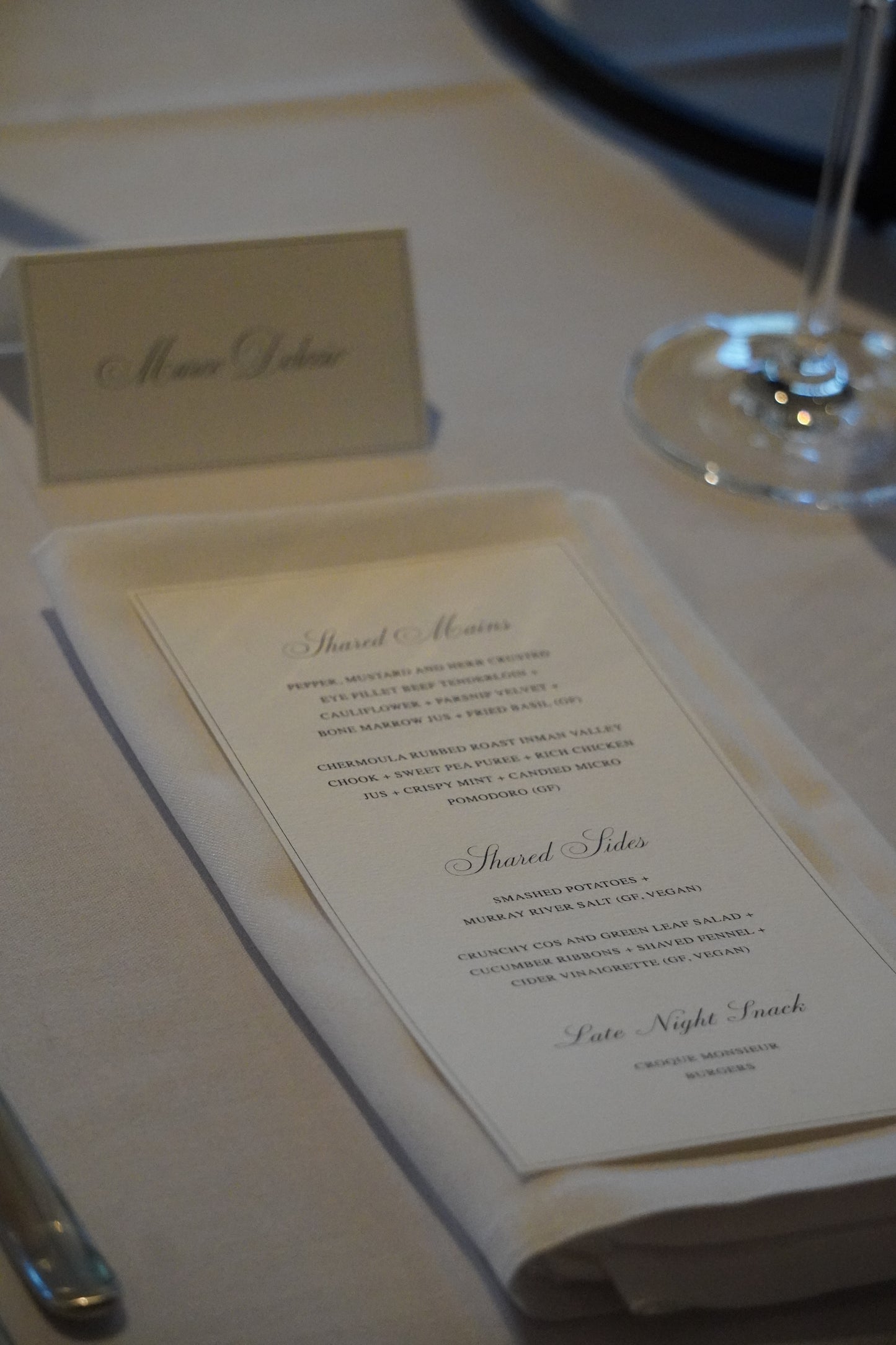 Menu + name placecard