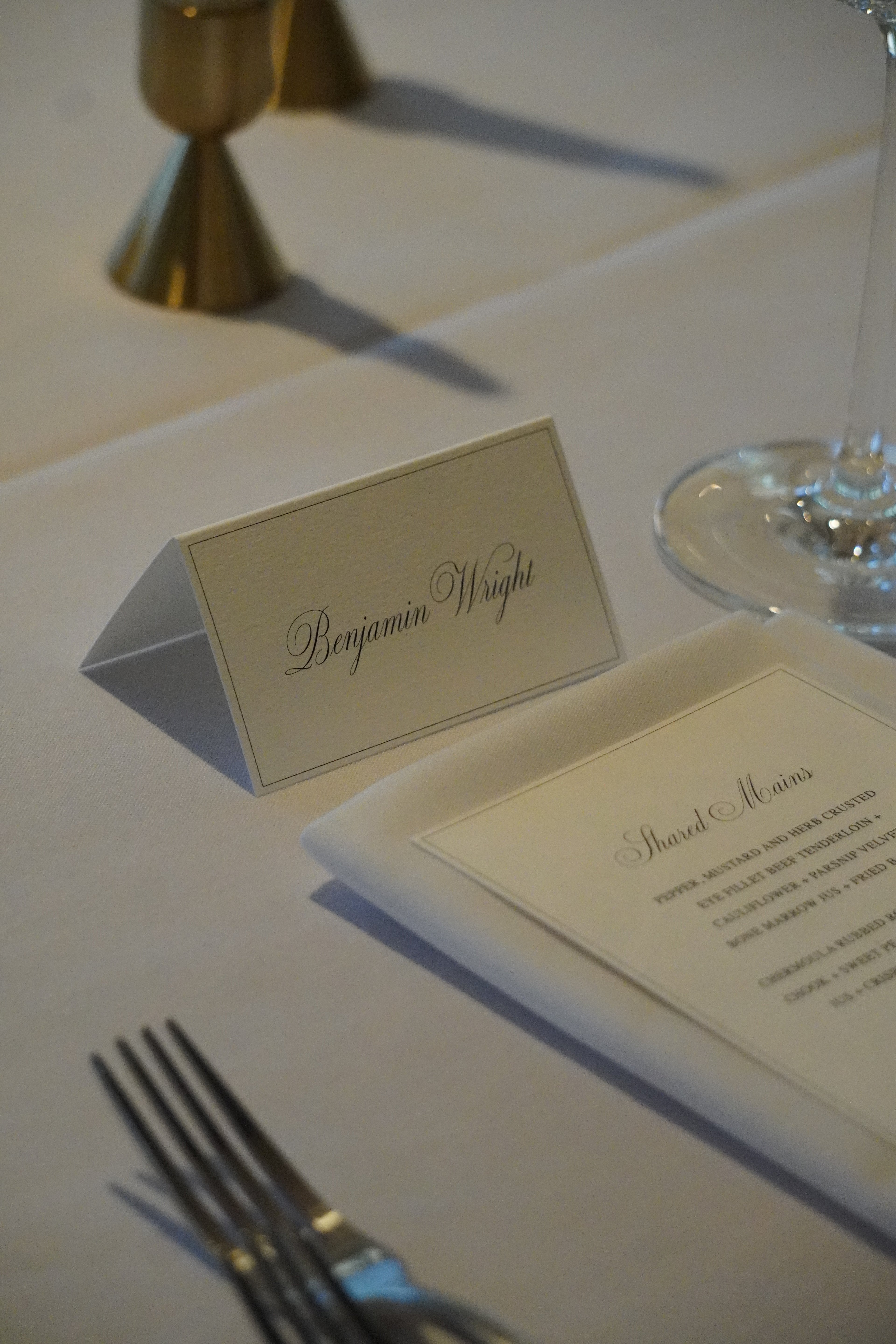 Menu & Bow + name placecard