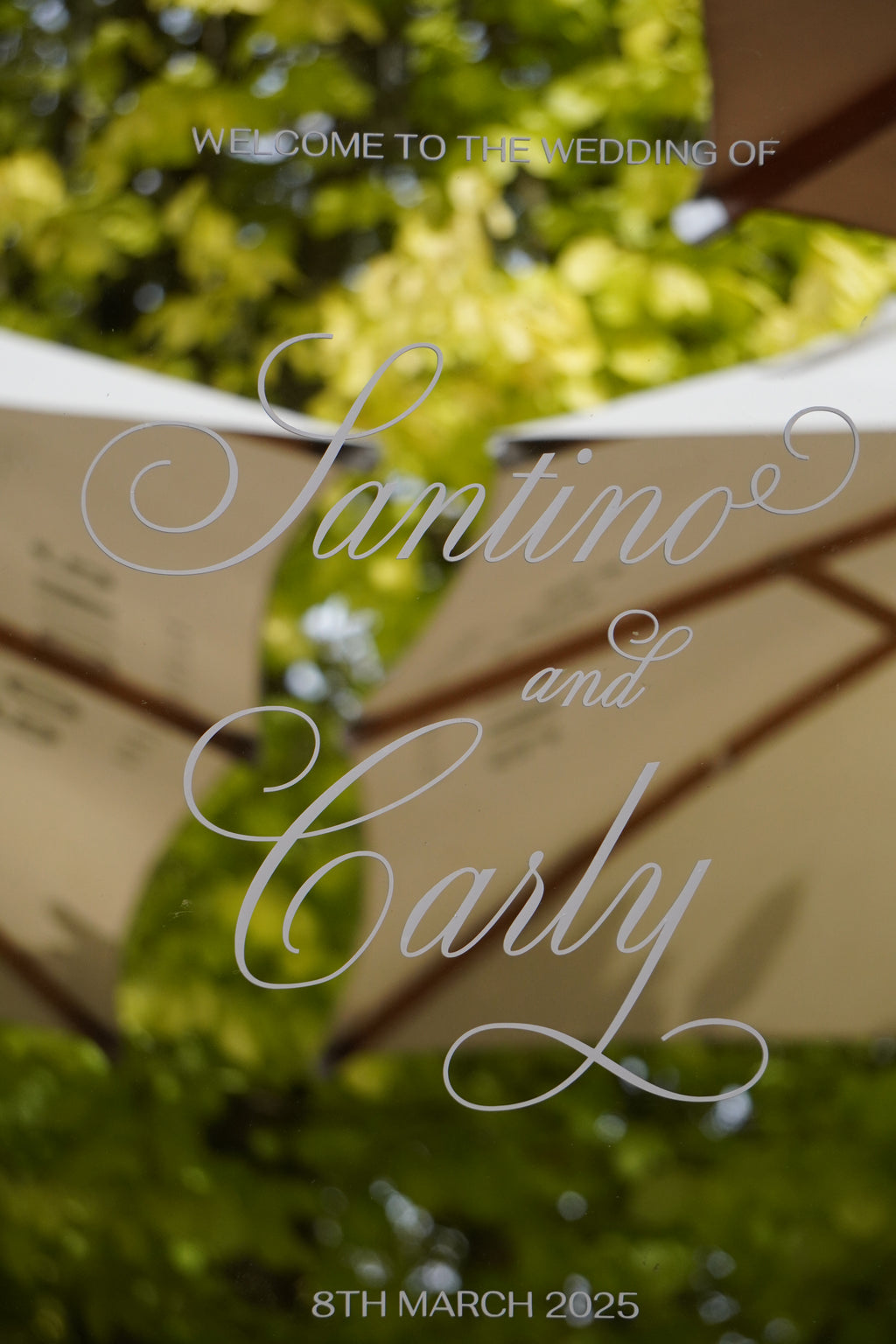 Mirror + welcome sign decal (hire)