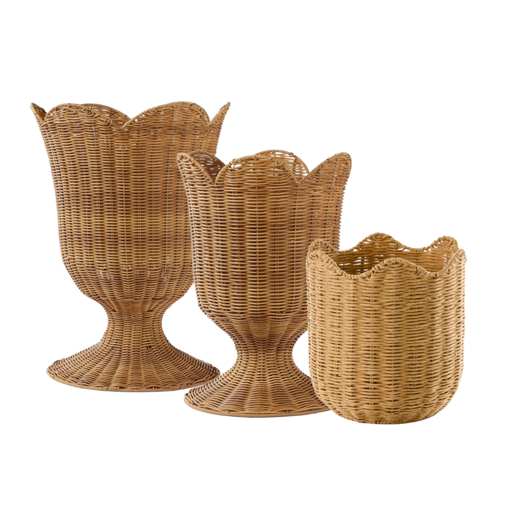 Rattan flower urn & baskets (hire)